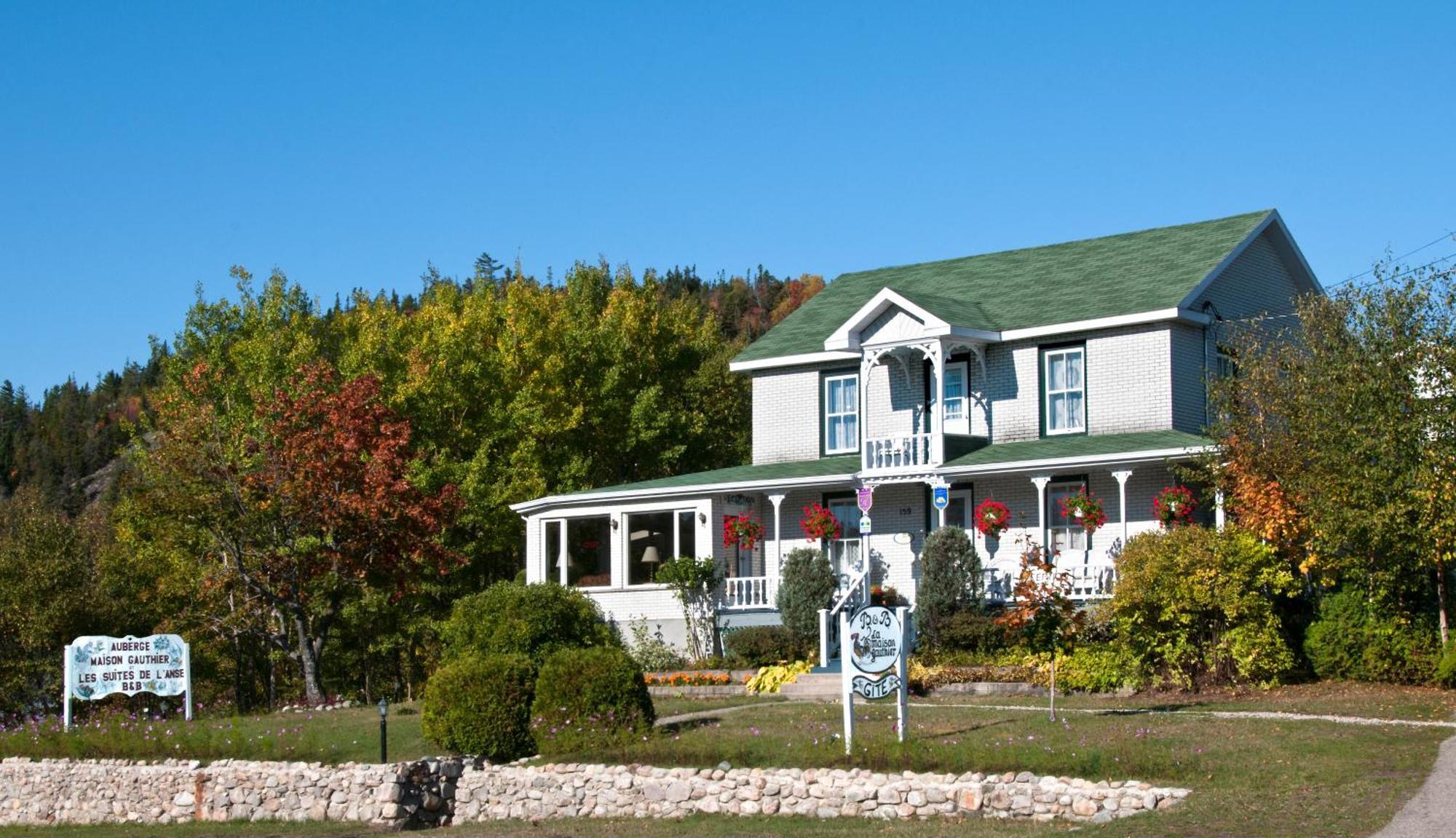 Les Suites De L'Anse Tadoussac Exterior foto